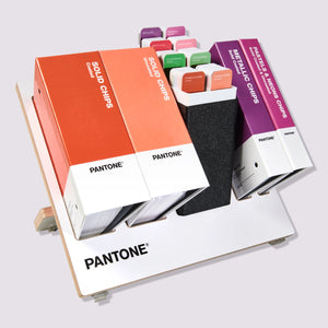 Pantone Reference Library Complete GPC305B in stand